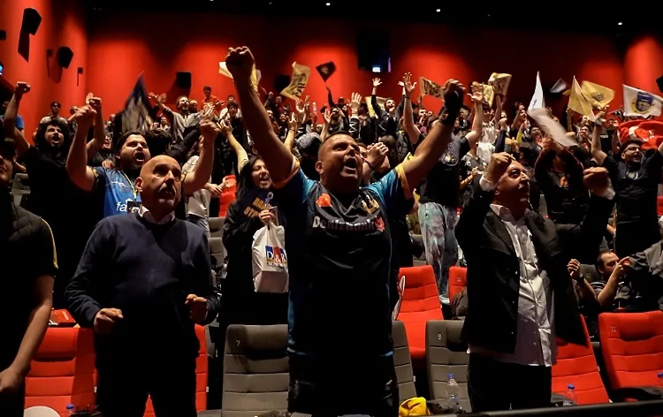 E-spor’da Türk takımından tarihi başarı