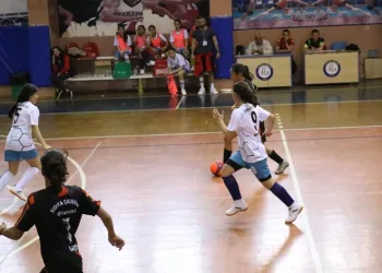 Aydın’da futsal heyecanı başladı
