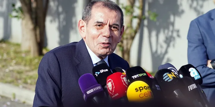 Galatasaray Kulübü Başkanı Dursun Özbek: “Rakiplerimizi korku ateşi sardı”