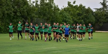 Denizlispor’da kan kaybı sürüyor