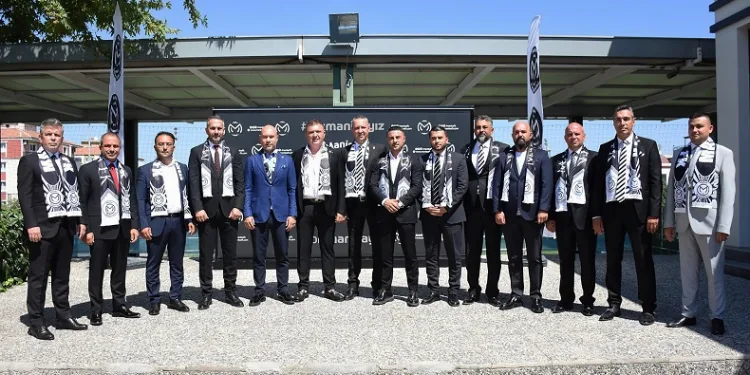 Manisa FK yönetiminden Göztepe maçı öncesi taraftara bilet jesti