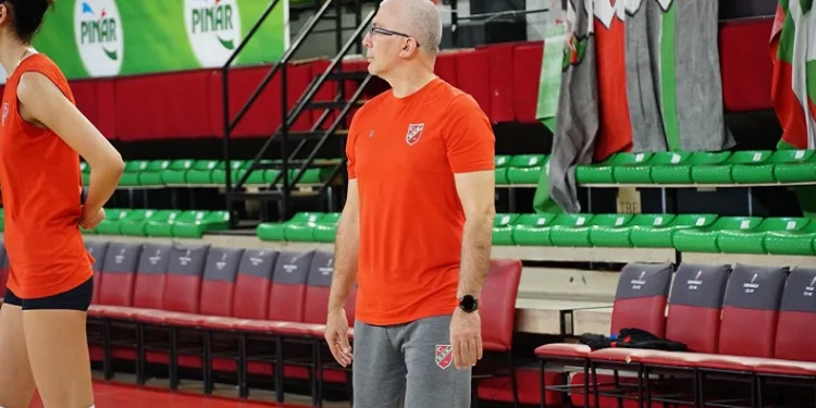 KSK Voleybol, Reşat Yazıcıoğulları ile yola devam ediyor