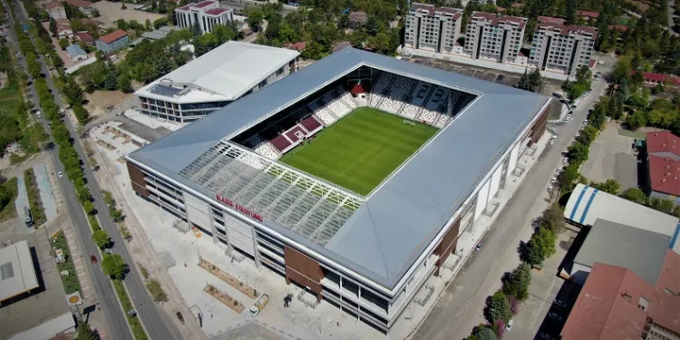 Elazığspor evine dönüyor, stat kapılarını pazar günü açacak