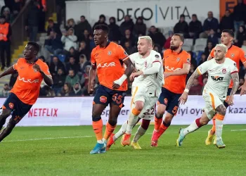 Galatasaray ile Medipol Başakşehir 30. randevuda