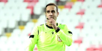 Giresunspor – Fenerbahçe maçının VAR’ı Serkan Tokat oldu