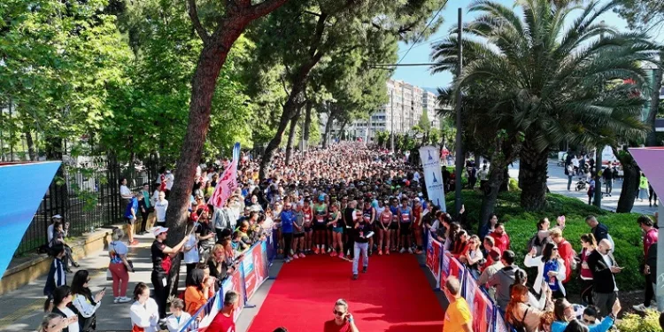 Dünyayı buluşturan Maraton İzmir’e Kenya ve Etiyopyalı atletler damga vurdu