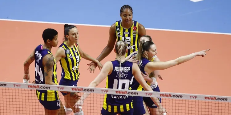 Sultanlar Ligi: Fenerbahçe Opet: 3 – Eczacıbaşı Dynavit: 1