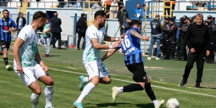 TFF 2. Lig: Karacabey Belediyespor: 5 – Kırşehirspor: 0