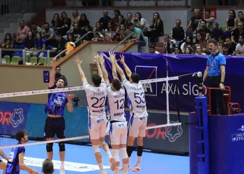 Efeler Ligi: Arkas: 3 – Fenerbahçe: 0