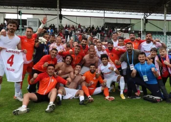 Kepezspor şampiyonluğa yürüyor