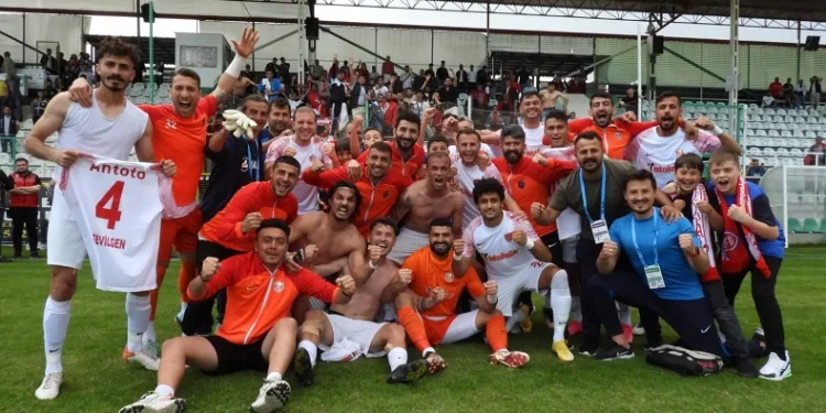 Kepezspor şampiyonluğa yürüyor