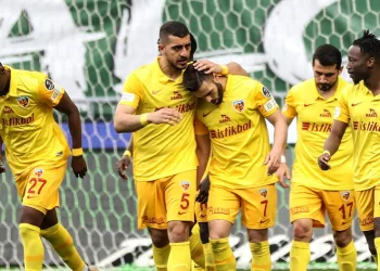 Kayserispor 1 puanla döndü