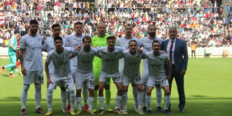 ES Elazığspor yeni stadyumda taraftarlarını sevindiremedi