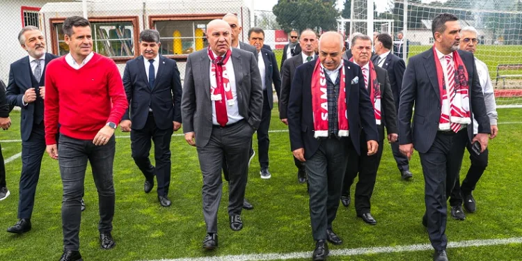 TFF Başkanı Büyükekşi, Samsunspor tesislerini inceledi