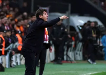 Medipol Başakşehir Teknik Direktörü Emre Belözoğlu: “Hiçbir zaman Galatasaray’ı çalıştırmam demem”