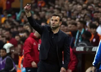 Galatasaray Teknik Direktörü Okan Buruk: “Hak ettiğimiz bir galibiyet aldık”