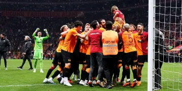 Galatasaray, Fenerbahçe ve Beşiktaş ile puan farkını 5’e çıkardı