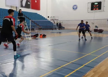 Badminton Süper Lig müsabakaları açılış programıyla başladı