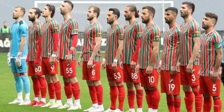 Karşıyaka play-off hattından uzaklaştı