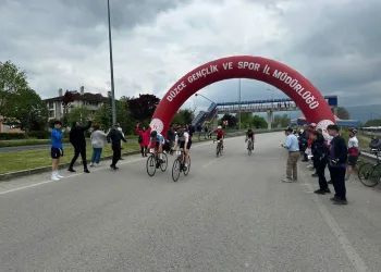 Pedallar madalya için döndü