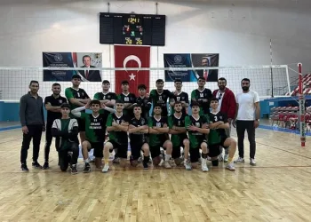 Solhan’ın voleybol takımı Türkiye finallerinde