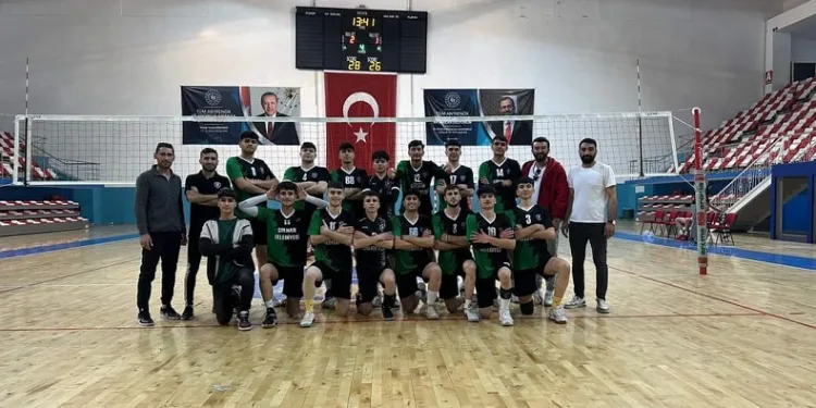 Solhan’ın voleybol takımı Türkiye finallerinde