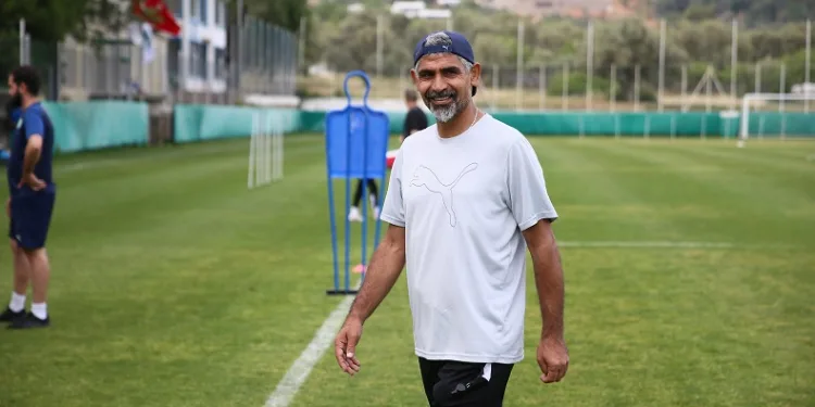 Bodrumspor Teknik Direktörü İsmet Taşdemir: “Samsunspor maçından en kötü 1 puan almalıyız”