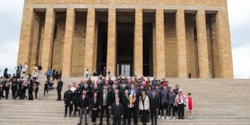 Samsunspor’un şampiyonluk kupası Anıtkabir’de