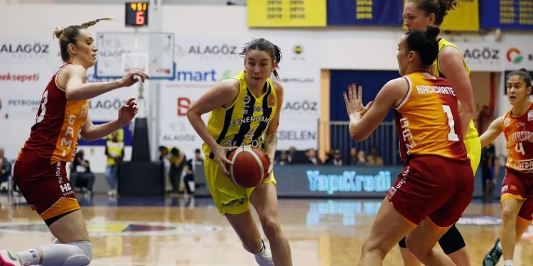 Fenerbahçe’de Olcay Çakır Turgut ile yollar ayrıldı