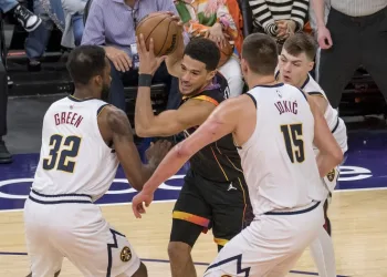 NBA’de Denver Nuggets, Batı Konferansı finaline yükseldi