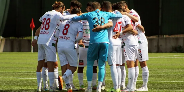 Karşıyaka play-off iddiası için sahaya çıkıyor
