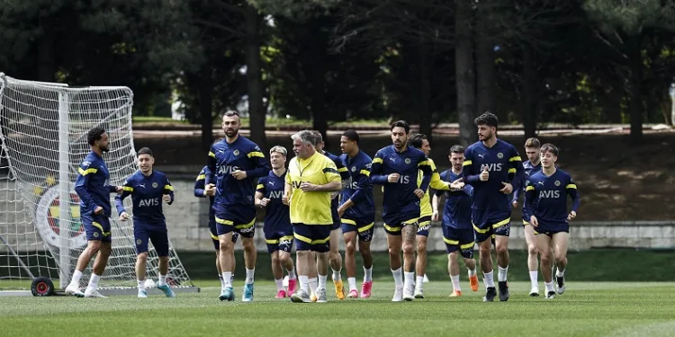 Fenerbahçe’de, Trabzonspor maçı hazırlıkları devam etti