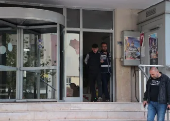 Hırsızdan nasihat: “Adam gibi yaşayın, adam gibi ölün”