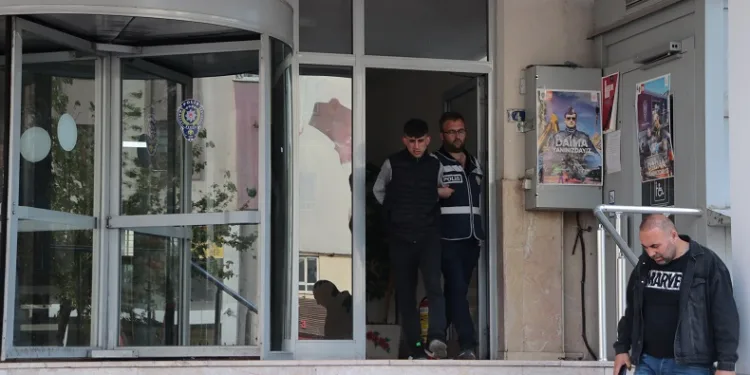 Hırsızdan nasihat: “Adam gibi yaşayın, adam gibi ölün”