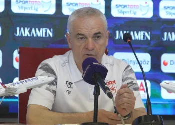 Sivasspor Teknik Direktörü Rıza Çalımbay: “Üzüldüğüm maçlardan birisi”