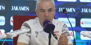 Sivasspor Teknik Direktörü Rıza Çalımbay: “Üzüldüğüm maçlardan birisi”