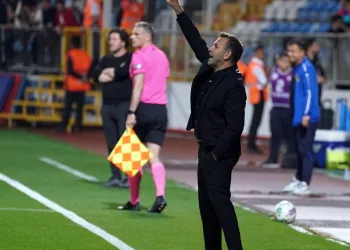 Galatasaray Teknik Direktörü Okan Buruk: “Bizim için çok değerli 3 puanı aldık”