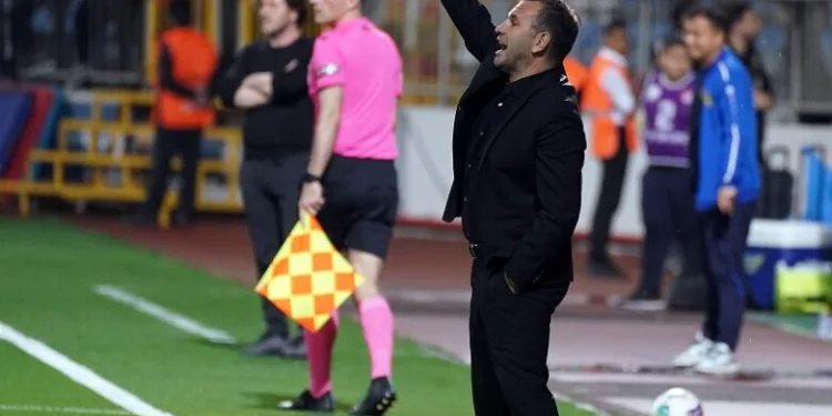 Galatasaray Teknik Direktörü Okan Buruk: “Bizim için çok değerli 3 puanı aldık”