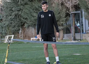 Altaylı Efe Sarıkaya kulübeye çekildi