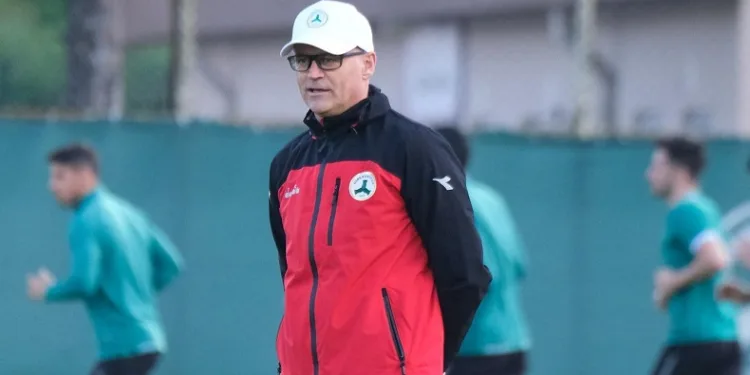 Giresunspor Teknik Direktörü İrfan Buz: “Trabzonspor’a odaklanmış durumdayız”