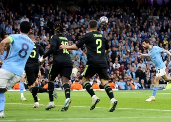 Manchester City, İstanbul biletini aldı