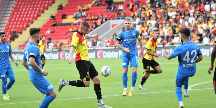 Göztepeli Kvasina’dan son 6 maçta 5 gole doğrudan katkı
