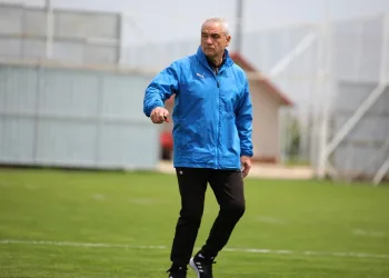 DG Sivasspor Teknik Direktörü Rıza Çalımbay: “Galatasaray karşısında dikkatli olmalıyız”