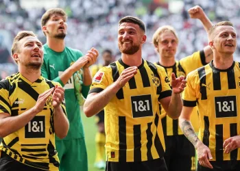 Borussia Dortmund son haftaya lider girdi