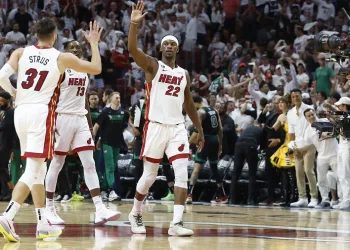 NBA’de Miami Heat, Boston Celtics karşısında seriyi 3-0 yaptı