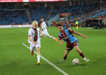 Arif Boşluk: “Trabzonspor’u en iyi yerlerde temsil etmek istiyorum”