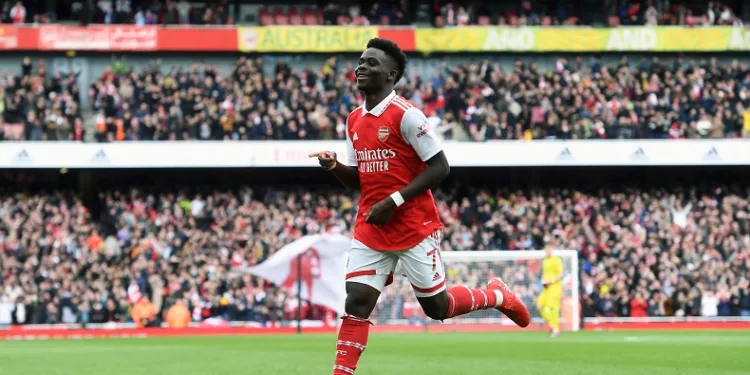 Arsenal, Bukayo Saka’nın sözleşmesini 2027’ye kadar uzattı