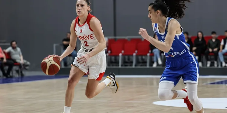 A Milli Kadın Basketbol Takımı, Yunanistan’ı 90-75 mağlup etti