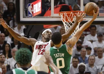 NBA’de Boston Celtics, Miami Heat karşısında ilk galibiyetini aldı