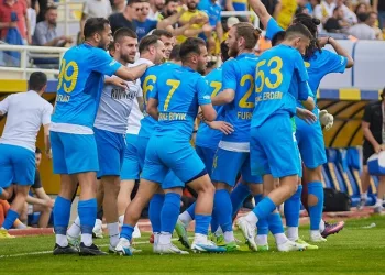 Bucaspor 1928’in gollerine 3 oyuncu damga vurdu